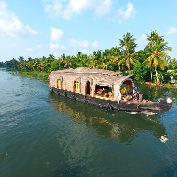 Cochin to Munnar